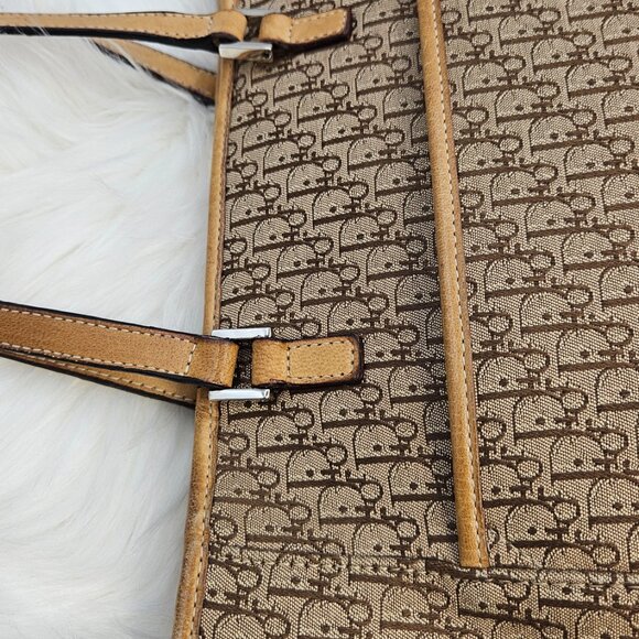 Dior Trotter Tote Bag - Picture 8 of 17